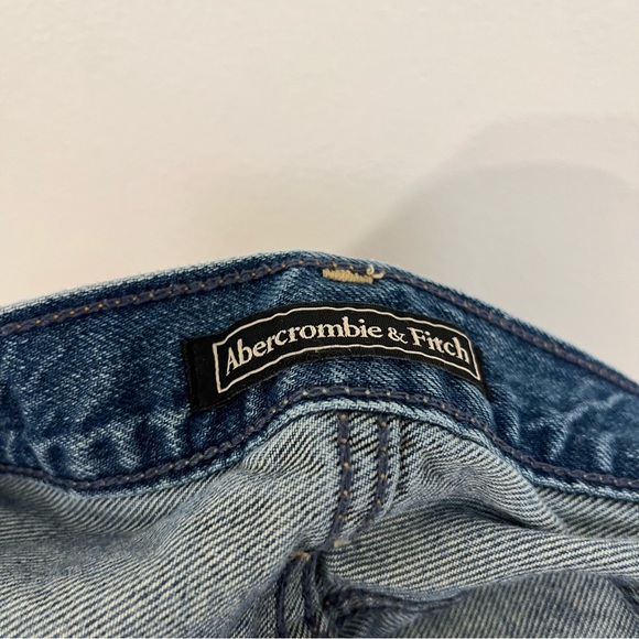 Abercrombie & Fitch Embroidered Cutoff Jean Shorts Button Fly Women’s Size 28 - Picture 3 of 10